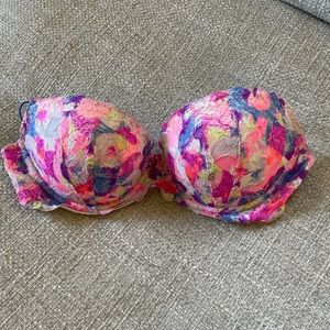 PINK Victoria’s Secret Padded Lace Bra 34D